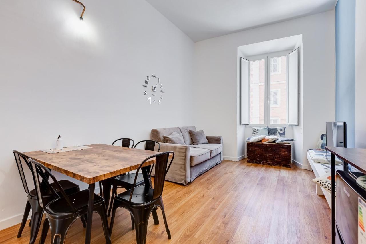 Bmga L Central Holiday House 2Bdr Near Vatican Рим Экстерьер фото